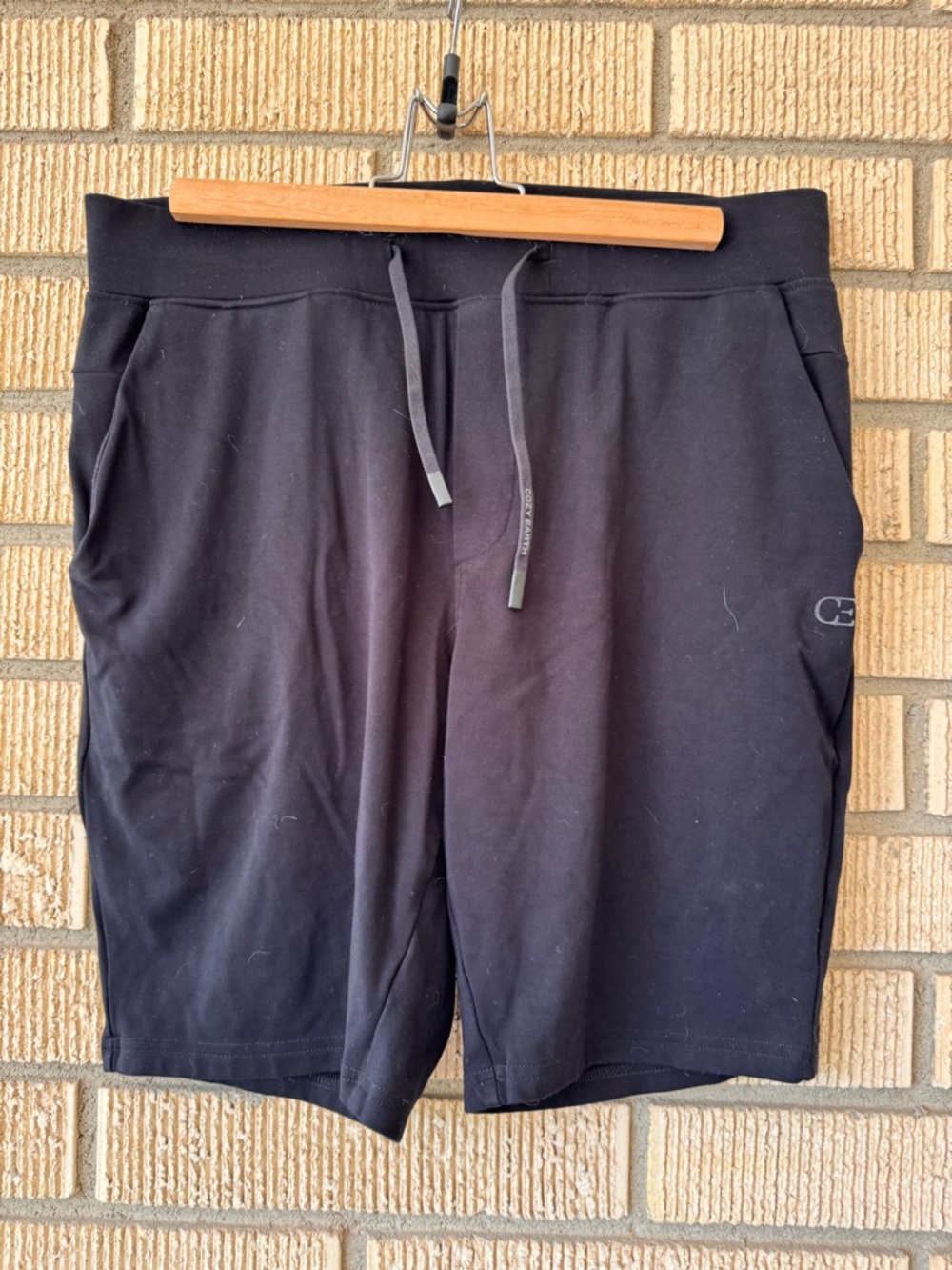 Cozy Earth Men’s Stretch-Knit Pajama Shorts - M